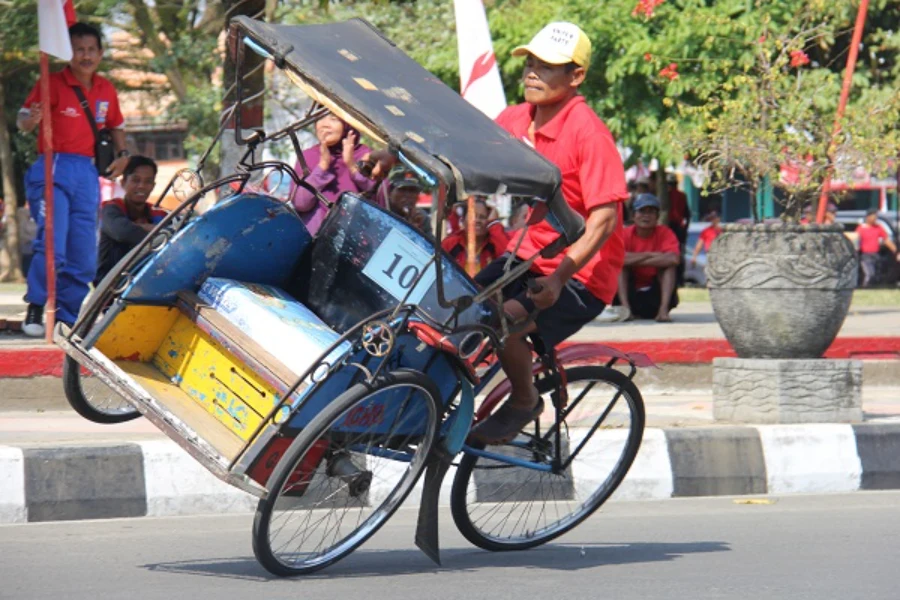 Cornering Motor